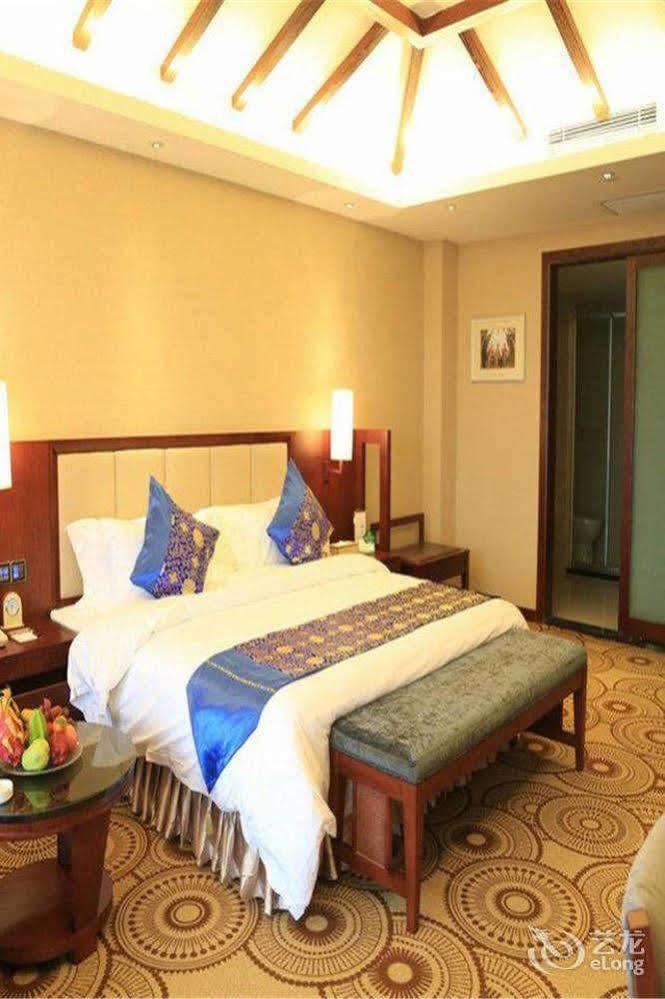 Liuzhou Sanjiangxian Dongxiangguo Hotel Экстерьер фото